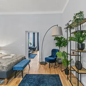  Апартаменты Balcony Apartment, 4 Min To U3 Zipperer Strasse Австрия